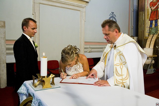 img00105.jpg
