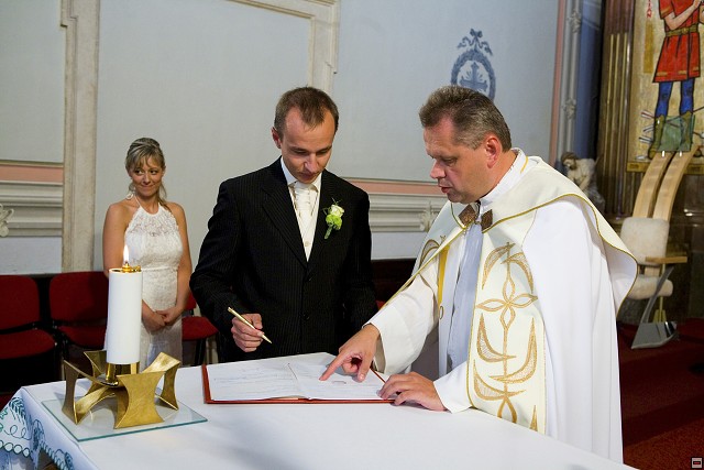 img00106.jpg