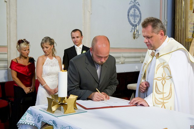 img00108.jpg